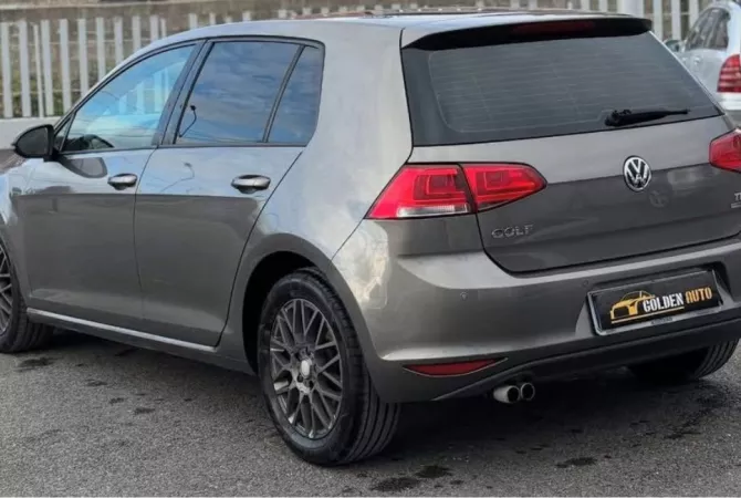 Makina ne shitje  ne Tirane - 8,500 Euro