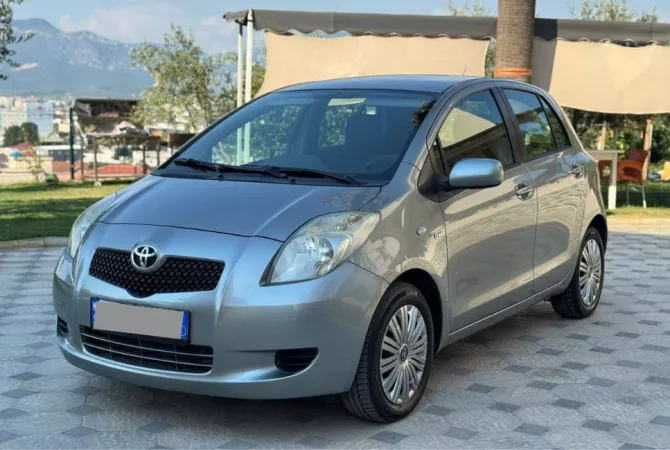 Makina ne shitje  ne Tirane - 4,300 Euro