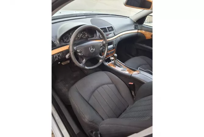 Makina ne shitje  ne Tirane - 550,000 Leke