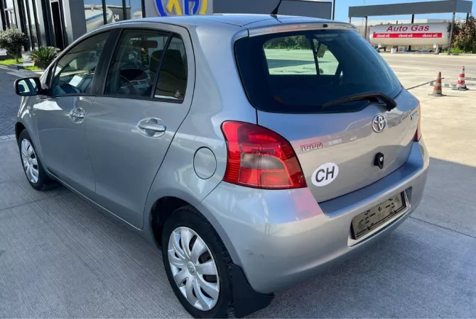 Makina ne shitje  ne Tirane - 4,300 Euro
