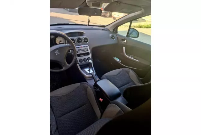 Auto in Vendita  a Tirana - 2,600 Euro