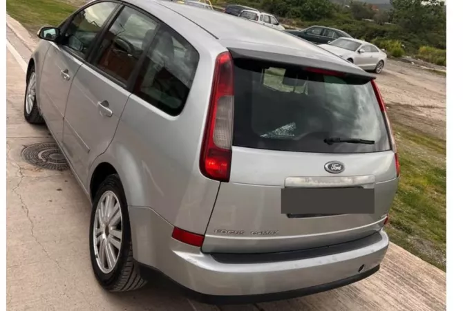 Auto in Vendita  a Tirana - 1,950 Euro