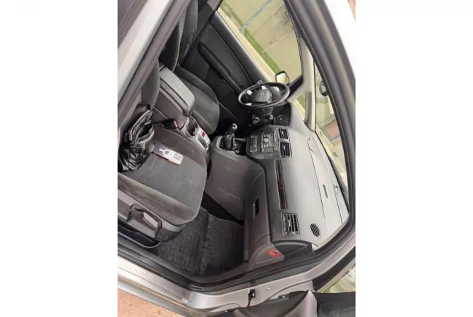 Auto in Vendita  a Tirana - 1,950 Euro