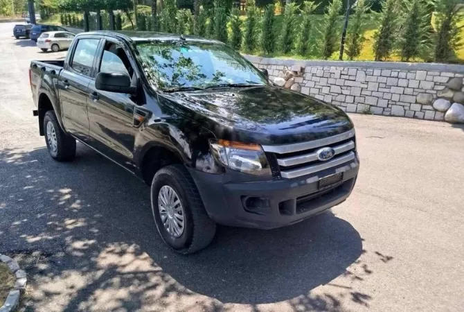 Makina ne shitje  ne Tirane - 9,300 Euro