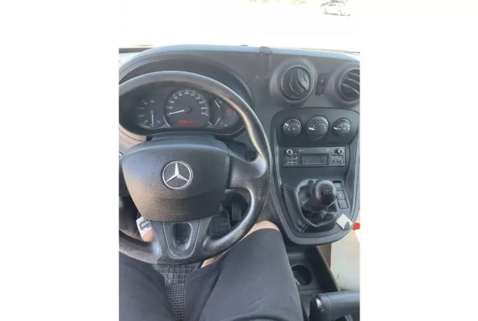 Makina ne shitje  ne Tirane - 6,700 Euro