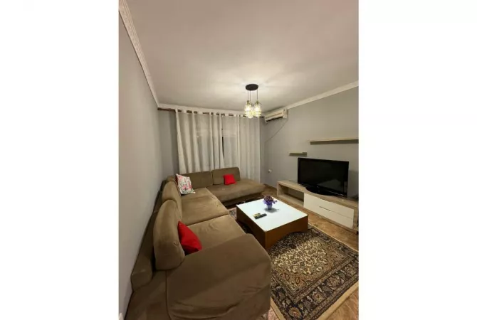 Shtepi me qera 2+1 ne Tirane - 50,000 Leke