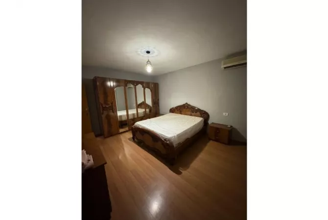 Shtepi me qera Apartament ne Tirane, 2+1, Mobilimi E mobiluar, Pagesa 50,000  Leke.