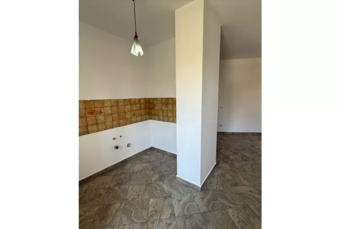 House for Sale Garsoniere in Tirana - 110,000 Euro