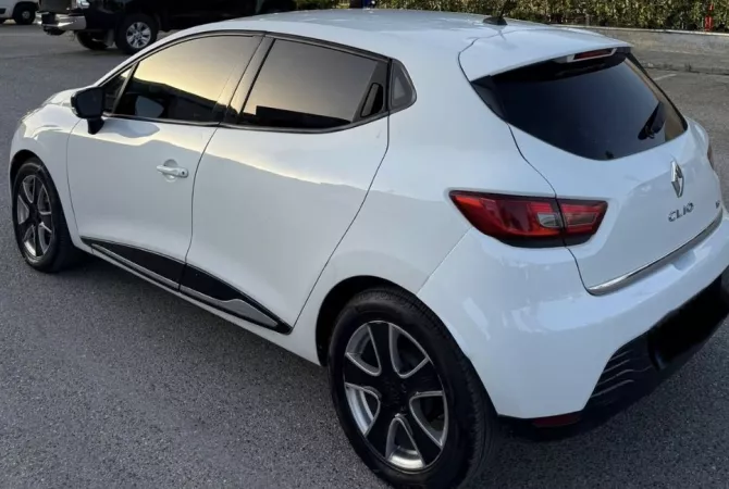Auto in Vendita  a Tirana - 4,599 Euro
