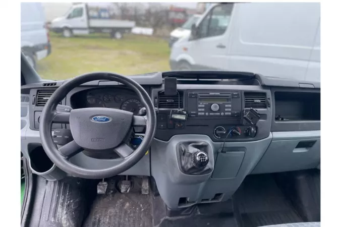 Makina ne shitje  ne Tirane - 5,999 Euro
