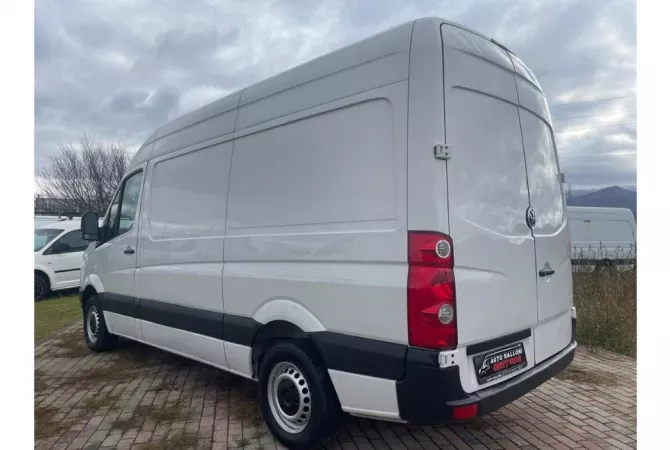 Makina ne shitje  ne Tirane - 8,200 Euro