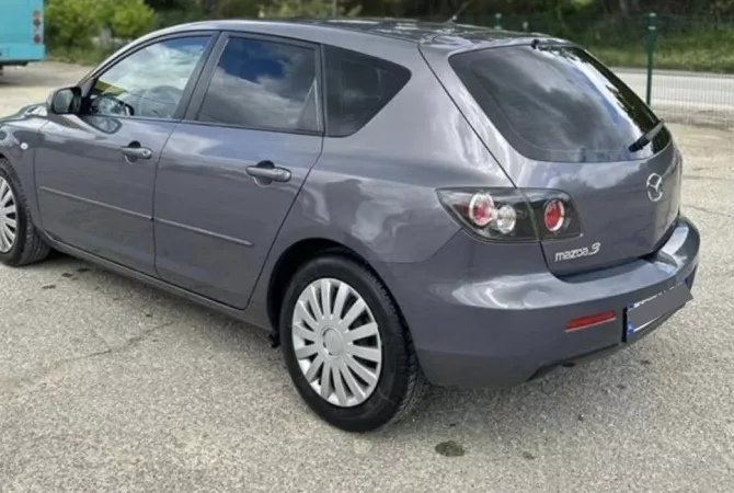 Makina ne shitje  ne Tirane - 2,800 Euro