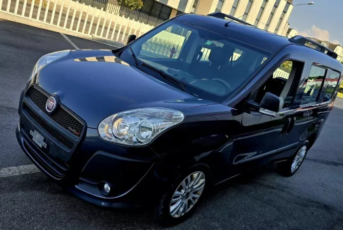 Makina ne shitje  ne Tirane - 4,700 Euro