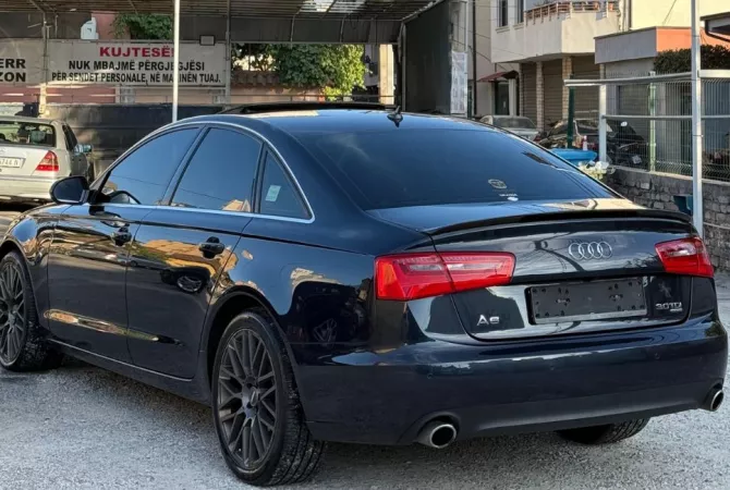 Auto in Vendita  a Tirana - 9,999 Euro