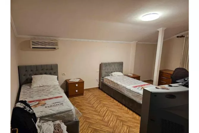 Shtepi me qera 2+1 ne Tirane - 55,000 Leke