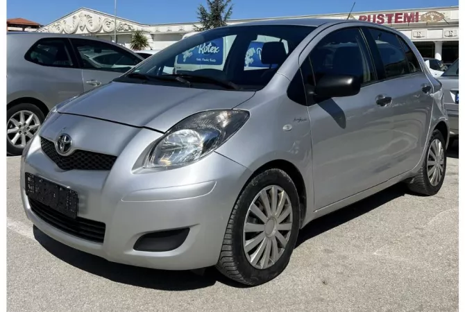Makina ne shitje ne Tirane - 3,550 Euro