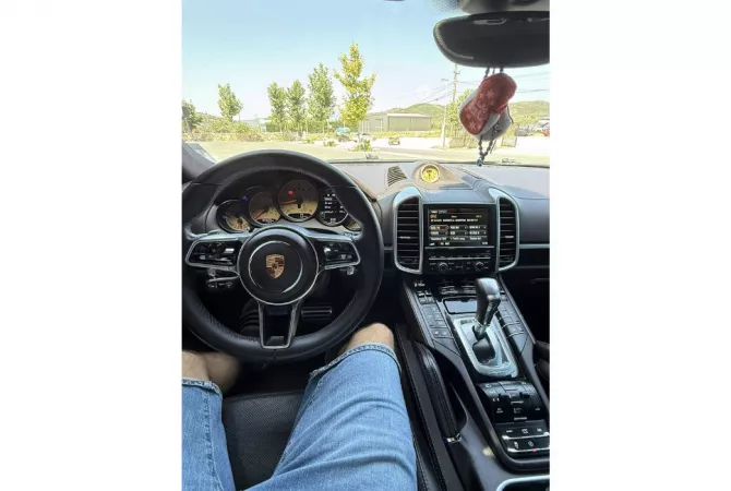 Auto in Vendita  a Tirana - 41,000 Euro