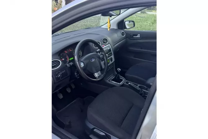Makina ne shitje  ne Tirane - 3,200 Euro