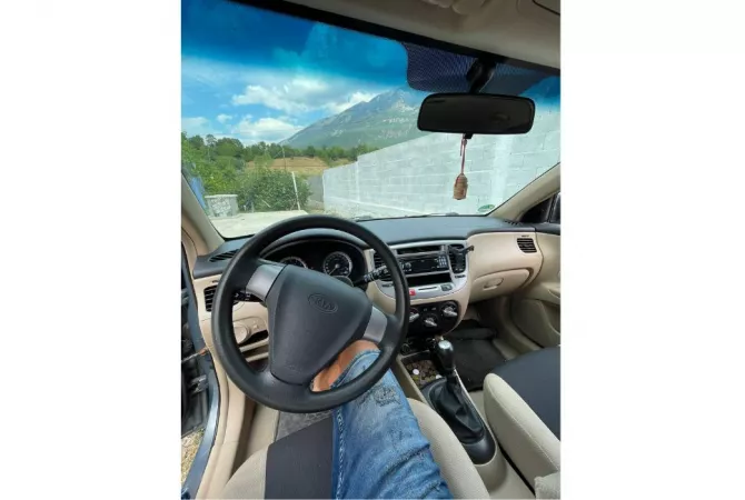 Cars for sale  in Tirana - 3,000 Euro