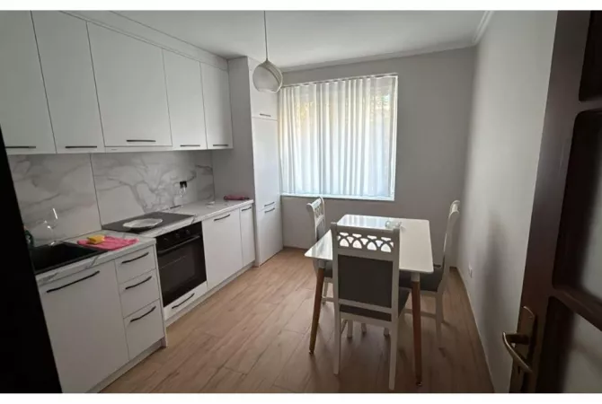 Casa in affitto 1+1 a Tirana - 70,000 Leke