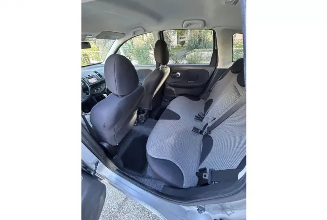 Makina ne shitje ne Tirane, Nissan, 2012 Diesel,Kambio Automatik Pagesa 4,600  Euro.