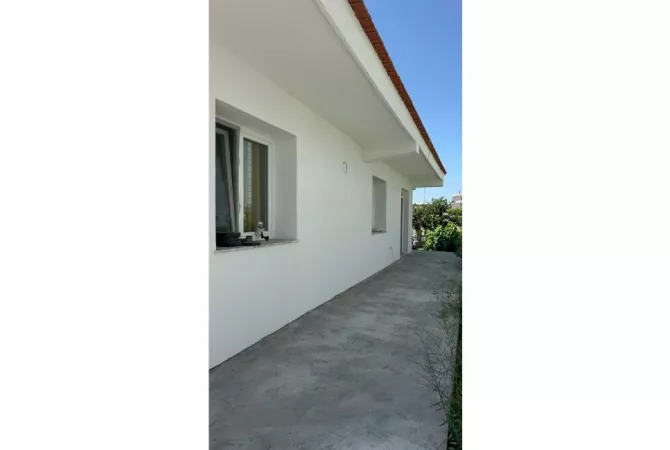 Shtepi ne shitje Shtepi Private ne Durres, 3+1, Mobilimi E mobiluar, Pagesa 120,000  Euro.