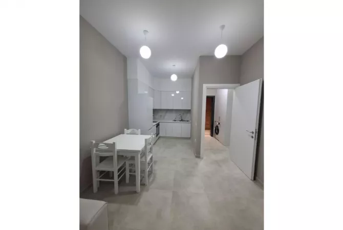 Shtepi me qera 1+1 ne Tirane - 600 Euro