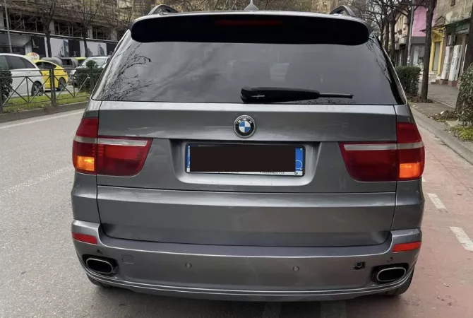 Cars for sale  in Tirana - 8,800 Euro