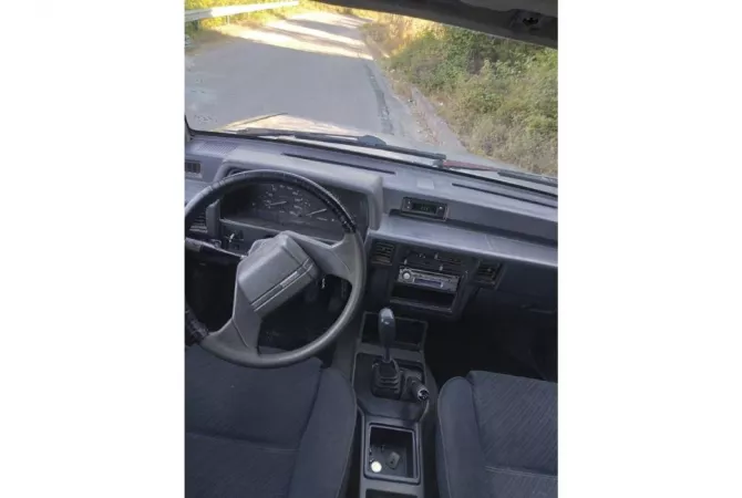 Cars for sale  in Tirana - 450,000 Leke