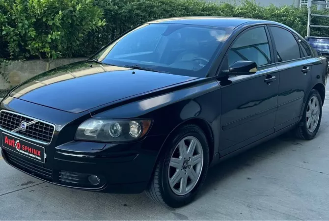 Makina ne shitje ne Tirane - 3,200 Euro