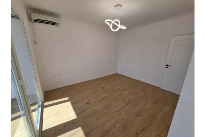 Shtepi ne shitje 2+1 ne Tirane - 145,000 Euro