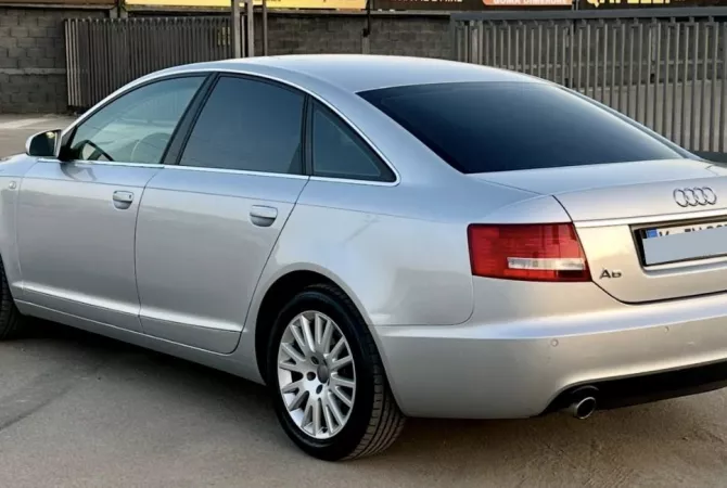Makina ne shitje  ne Tirane - 4,500 Euro