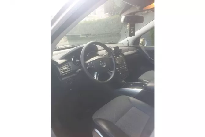 Makina ne shitje  ne Tirane - 5,000 Euro