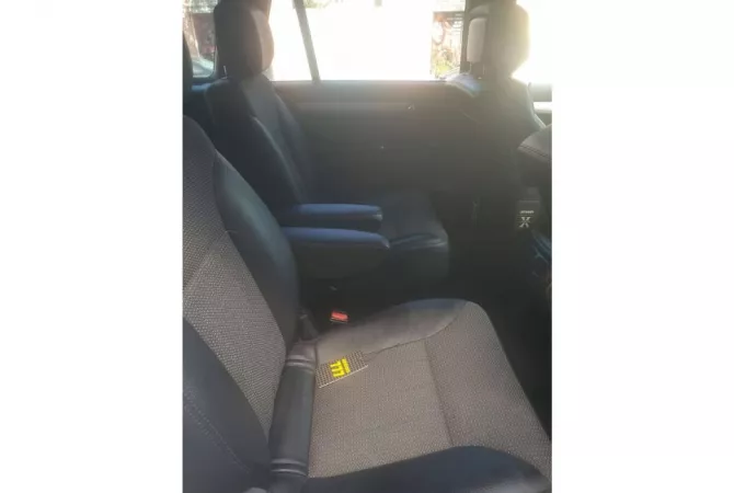 Makina ne shitje  ne Tirane - 5,000 Euro