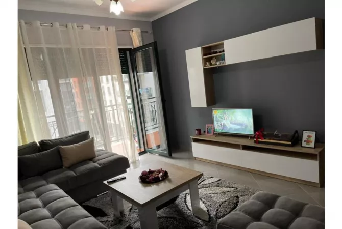 Shtepi me qera 1+1 ne Tirane - 550 Euro