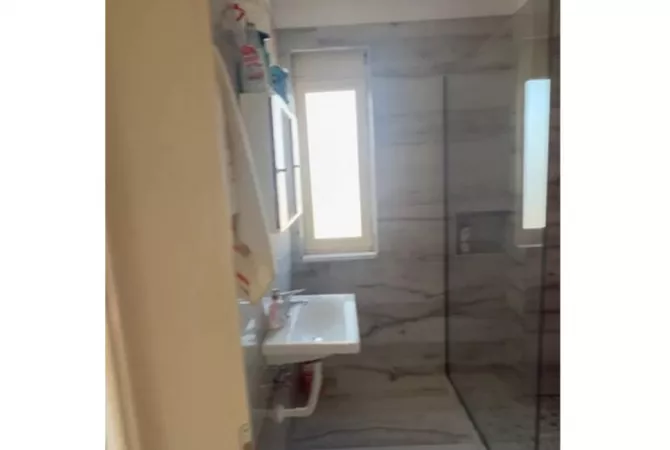 Shtepi me qera 1+1 ne Tirane - 450 Euro
