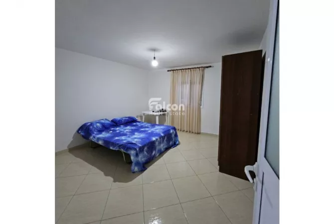 Shtepi me qera 1+1 ne Vlore - 250 Euro