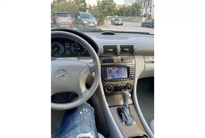 Makina ne shitje  ne Tirane - 4,200 Euro