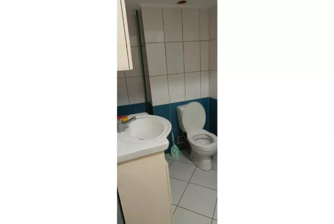 Shtepi me qera Apartament ne Tirane, 2+1, Mobilimi E mobiluar, Pagesa 380  Euro.