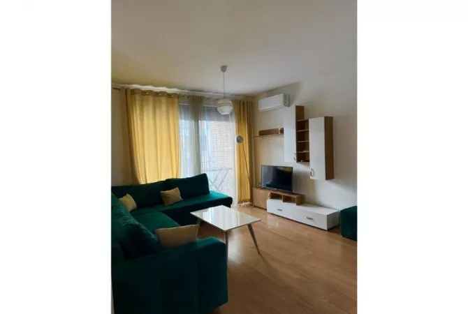 Shtepi me qera 2+1 ne Tirane - 750 Euro