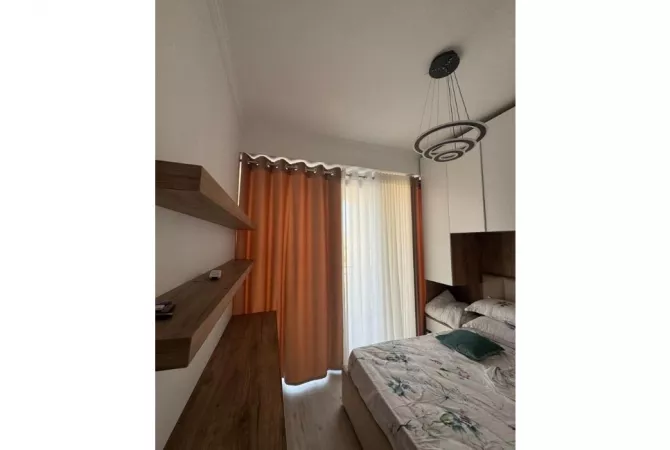 Shtepi me qera 2+1 ne Tirane - 600 Euro