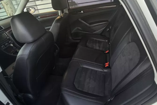 Makina ne shitje  ne Tirane - 7,000 Euro