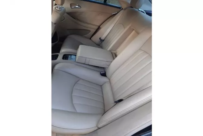 Makina ne shitje  ne Tirane - 7,700 Euro