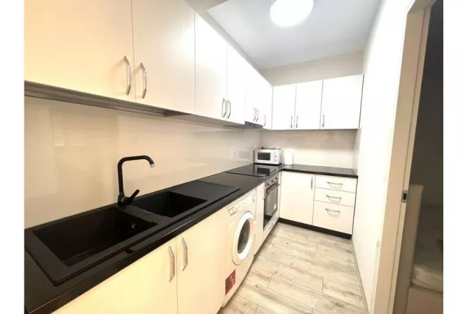Casa in affitto 1+1 a Tirana - 700 Euro