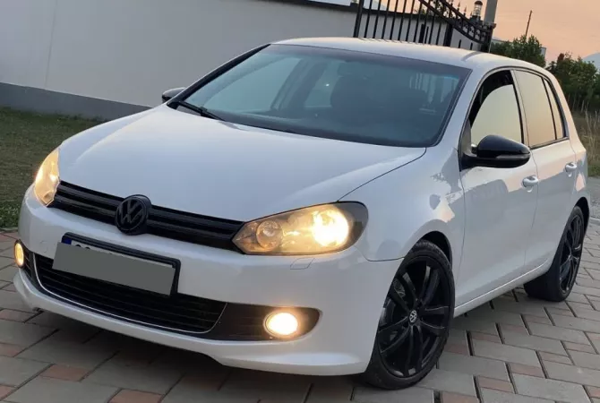 Cars for sale in Tirana - 8,300 Euro