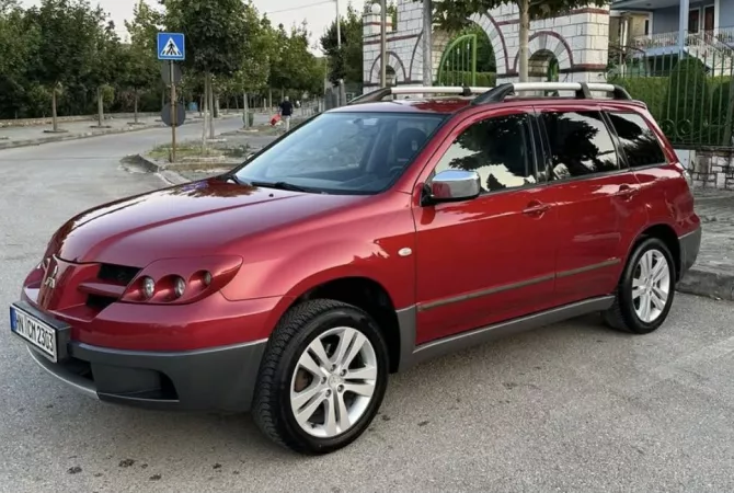 Cars for sale in Tirana - 5,700 Euro
