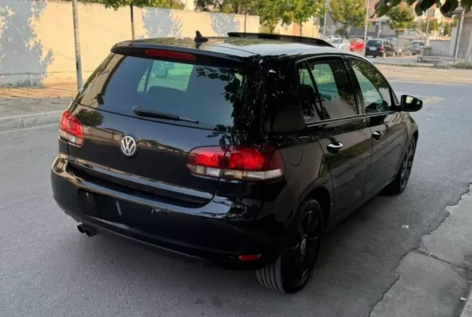Cars for sale  in Tirana - 6,500 Euro