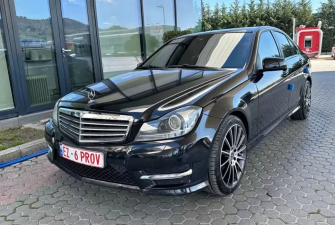 Cars for sale in Tirana - 9,600 Euro