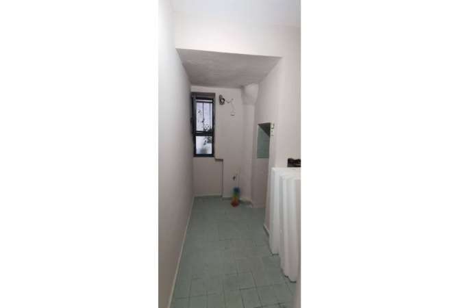 Ambient biznesi me qera 3+1 ne Tirane - 35,000 Leke