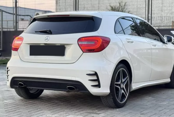Makina ne shitje  ne Tirane - 11,800 Euro